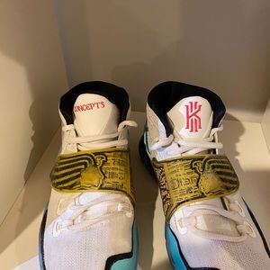 Nike X Concepts Kylie 6 Golden Mummy (5.5Y)